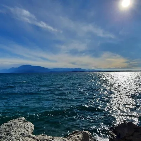 Eve House Gardalake Casa vacanze *